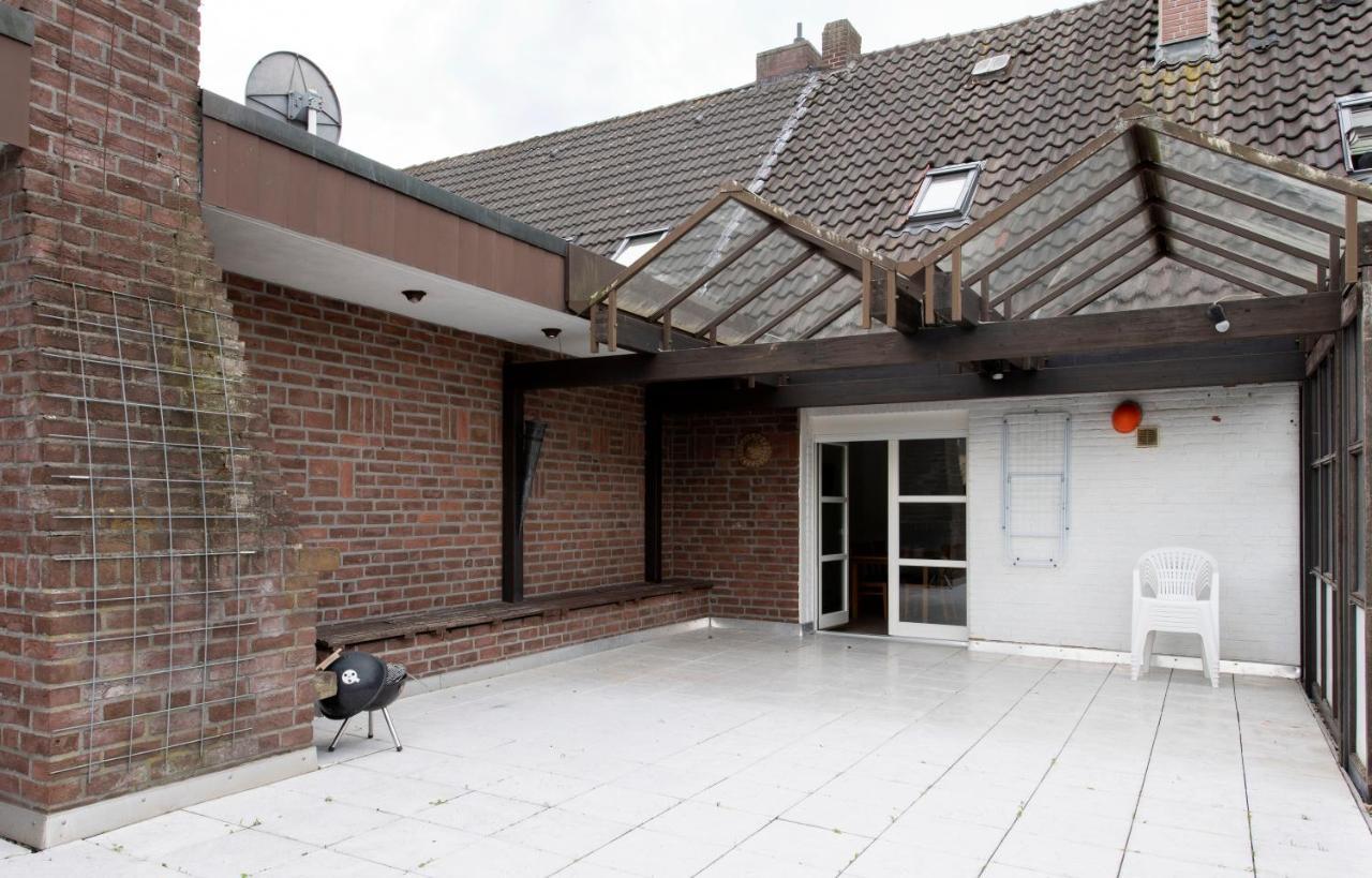 Workers Home- Central - 8 Single Box Spring Beds - Near Enschede 그로나우 외부 사진