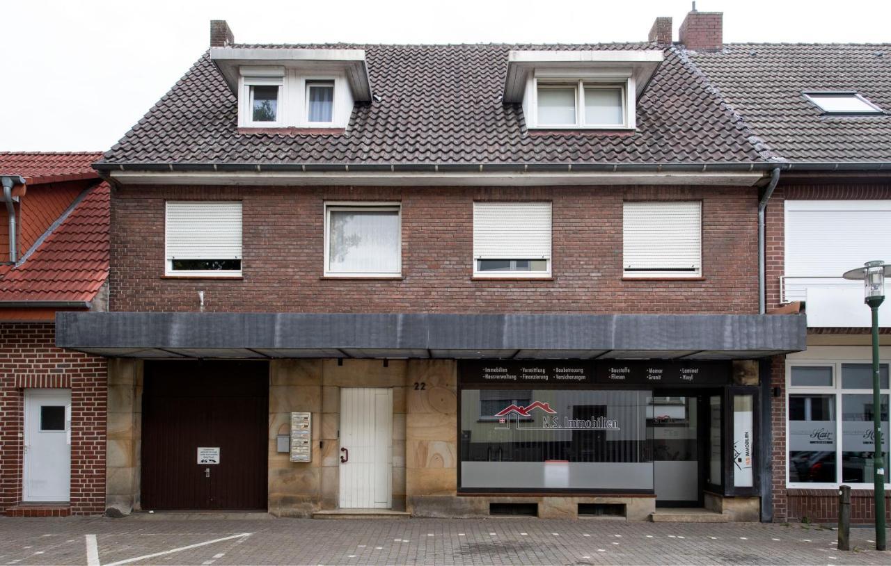 Workers Home- Central - 8 Single Box Spring Beds - Near Enschede 그로나우 외부 사진