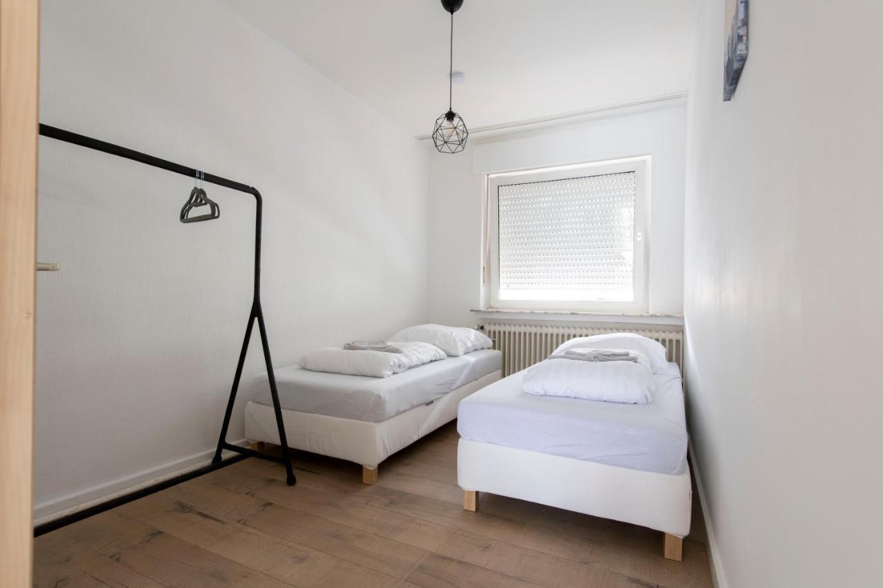 Workers Home- Central - 8 Single Box Spring Beds - Near Enschede 그로나우 외부 사진